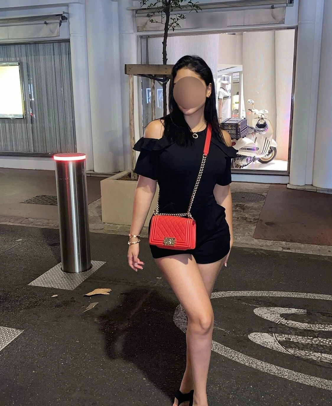 רונה השובבה – תמונה ראשית – דירה דיסקרטית בדירות דיסקרטיות בחולון