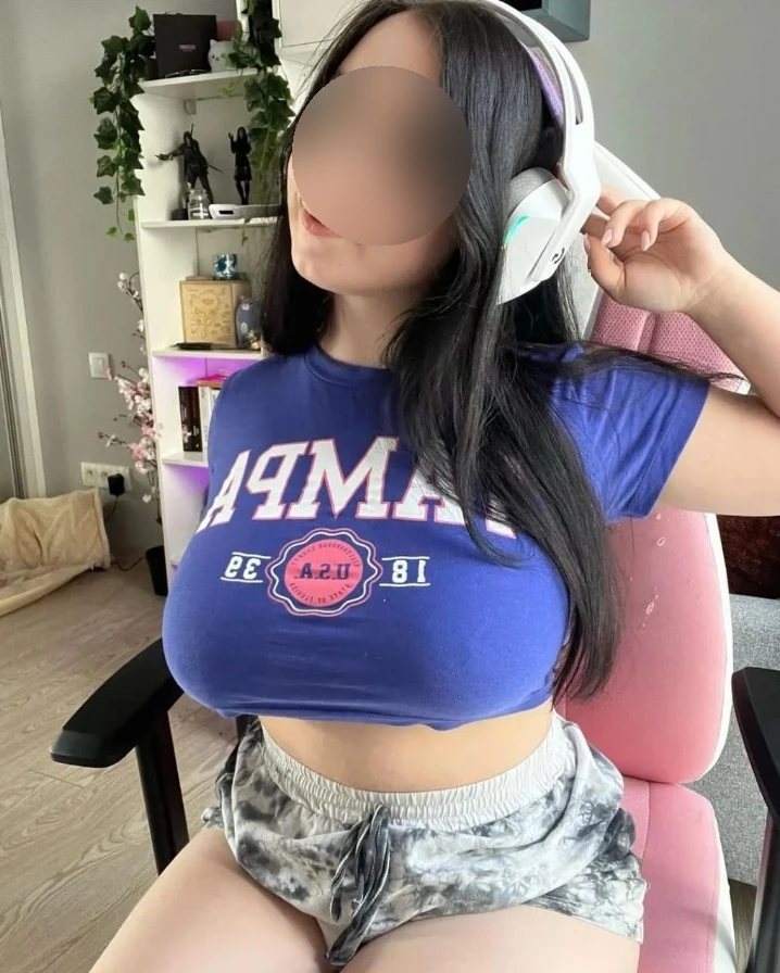 אנה הסקסית מזמינה – תמונה ראשית – דירה דיסקרטית בדירות דיסקרטיות באשקלון