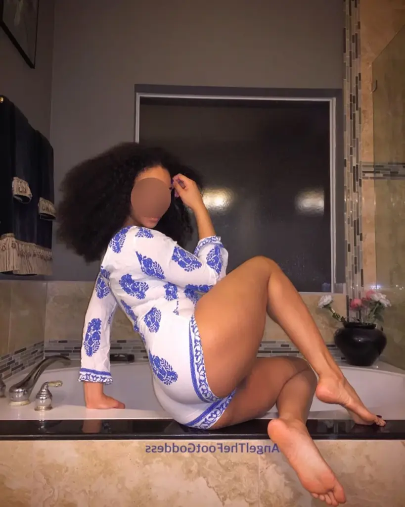 עיסוי טנטרי שיעיר את החושים שלך – תמונה ראשית – דירה דיסקרטית בדירות דיסקרטיות בהוד השרון