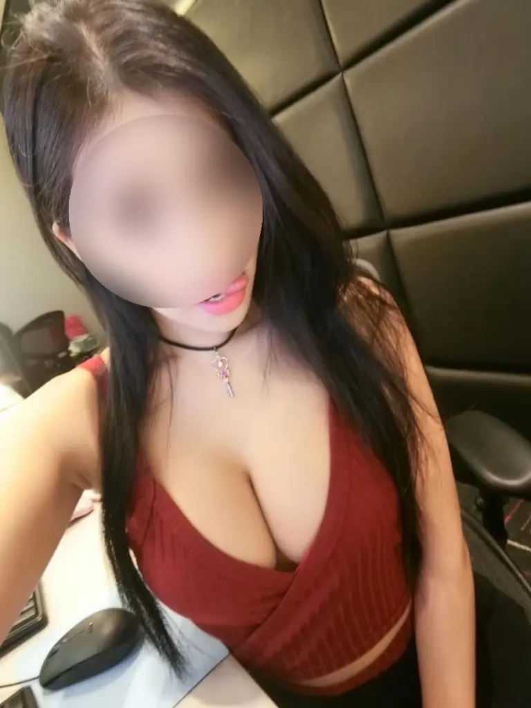 עיסוי אירוטי חסר מעצורים – תמונה ראשית – דירה דיסקרטית בדירות דיסקרטיות בכרמיאל