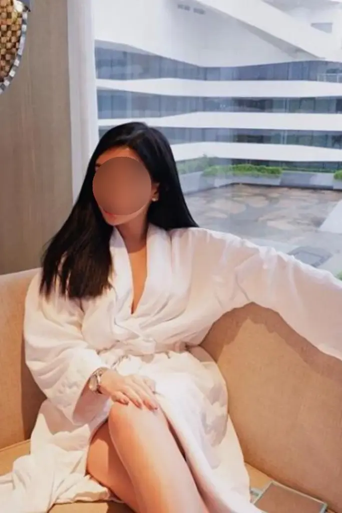 רטובה ומחכה לך – תמונה נוספת – דירה דיסקרטית בדירות דיסקרטיות בראש העין