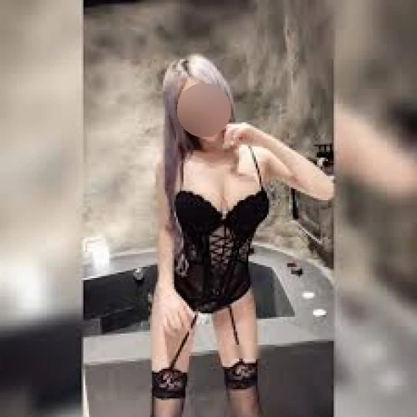 רטובה ומוכנה לך – תמונה ראשית – דירה דיסקרטית בדירות דיסקרטיות בתל אביב