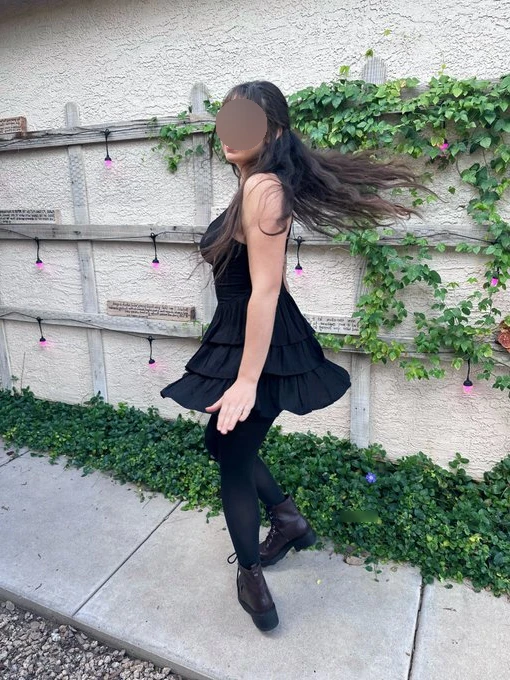 דנה המפתה קוראת – תמונה ראשית – דירה דיסקרטית בדירות דיסקרטיות בחיפה